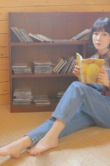 唐鉴军出席赵本山儿子公司开业庆典